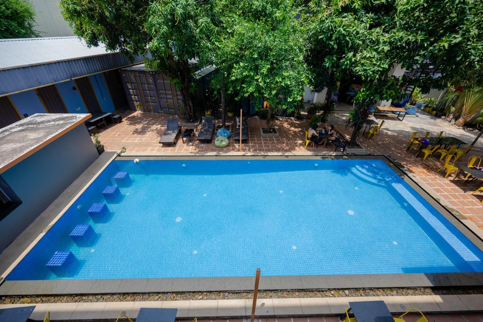 White Rabbit Hostel Siem Reap Exterior photo